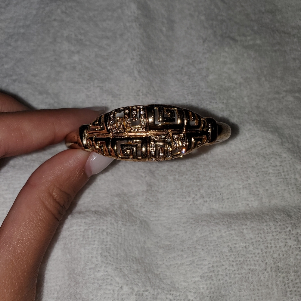 Bracelet - Picture 3 of 3